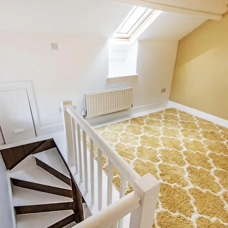 Ovington House *